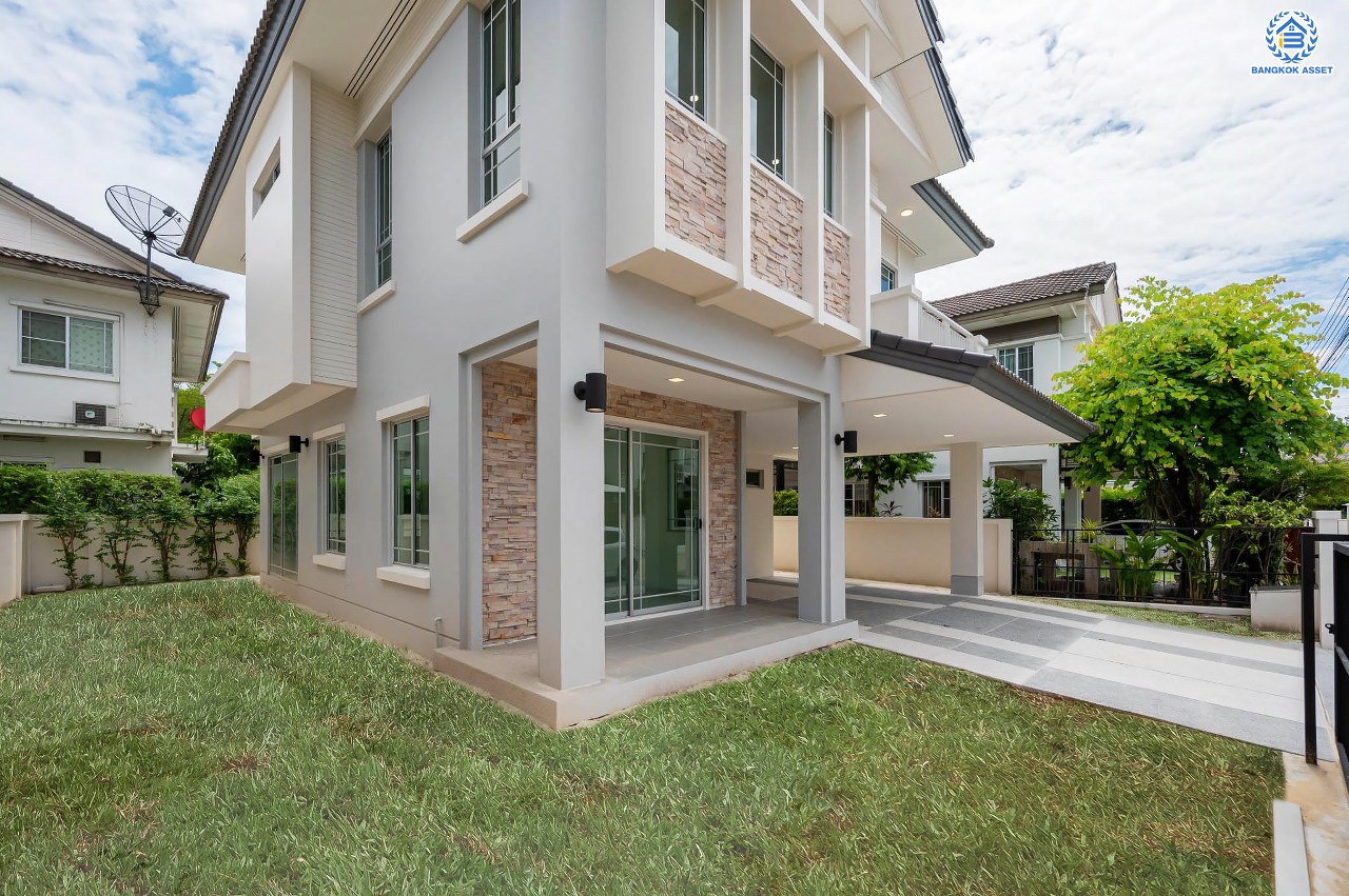 บ้านมือสองตกแต่งใหม่ แบรนด์สุดหรู L&H โครงการ มัณฑนา แจ้งวัฒนะ-ราชพฤกษ์ เนื้อที่ 57.9 ตร.ว. ฟังก์ชัน 3 ห้องนอน 3 ห้องน้ำ จอดรถได้ 2 คัน ทำเลเดินทางเข้า-ออกเมืองสะดวก เชื่อมต่อถนนชัยพฤกษ์แจ้งวัฒนะ ถนนราชพฤกษ์ ใกล้รถไฟฟ้าสายสีชมพู "สถานีปากเกร็ด" ใกล้ "โรบินสันไลฟ์สไตล์"